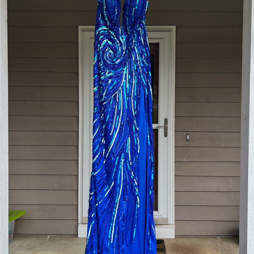 Elegant Blue Sequin Prom Dress